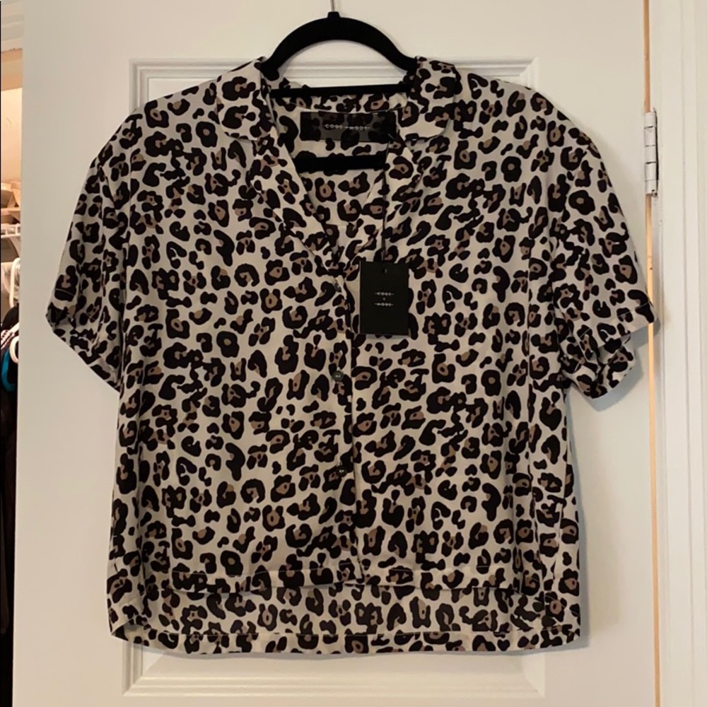 Leopard crop top